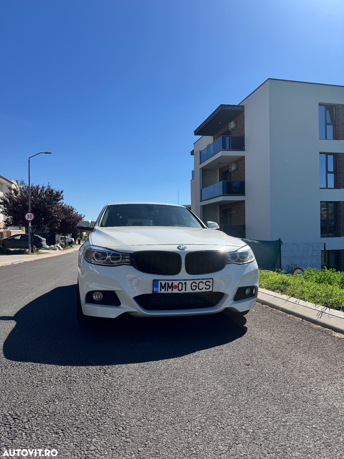 BMW Seria 3 320d - 15
