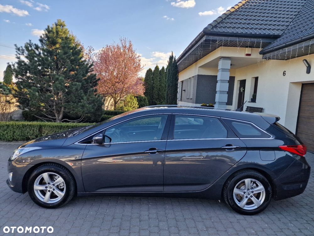 Hyundai i40 i40cw 1.6 Fifa World Cup Edition - 4