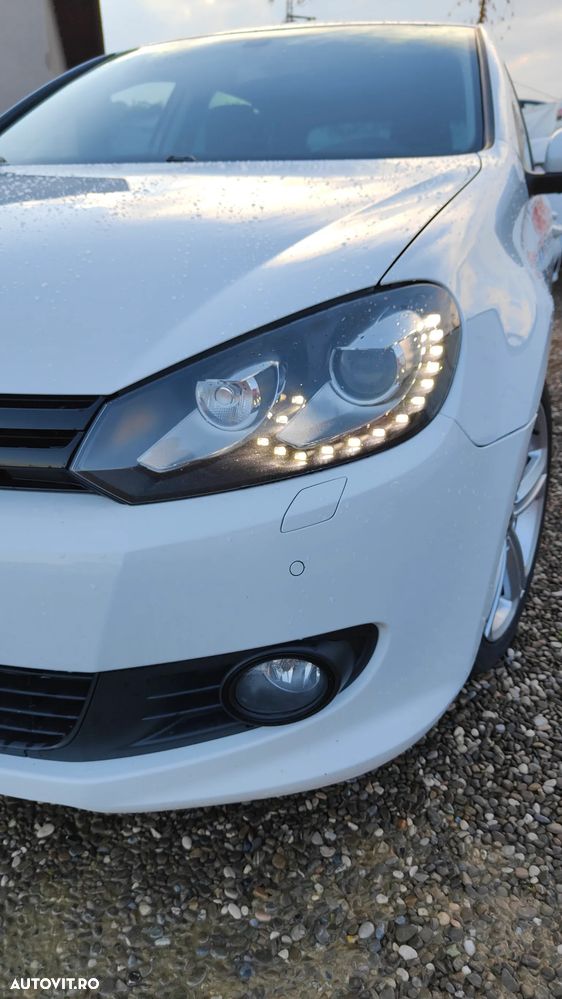 Volkswagen Golf 2.0 TDI 4Motion Tour - 12