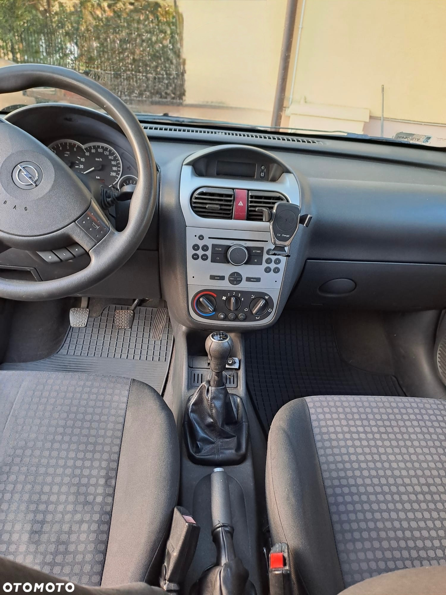 Opel Corsa - 4