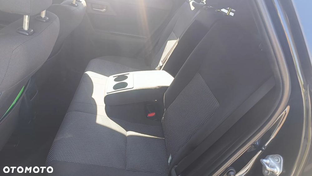 Toyota Auris 1.6 Valvematic Comfort - 6
