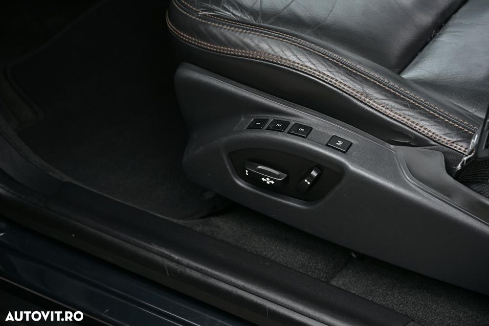 Volvo XC 60 - 21