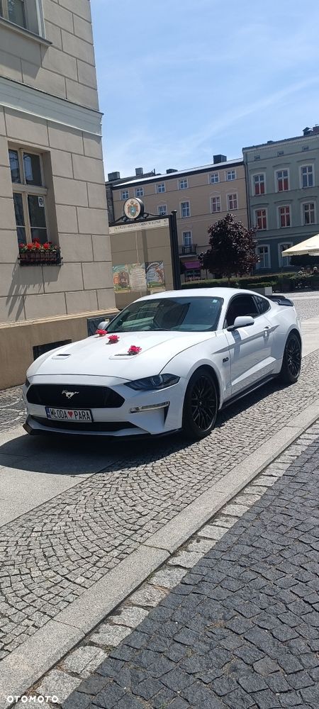 Ford Mustang - 1