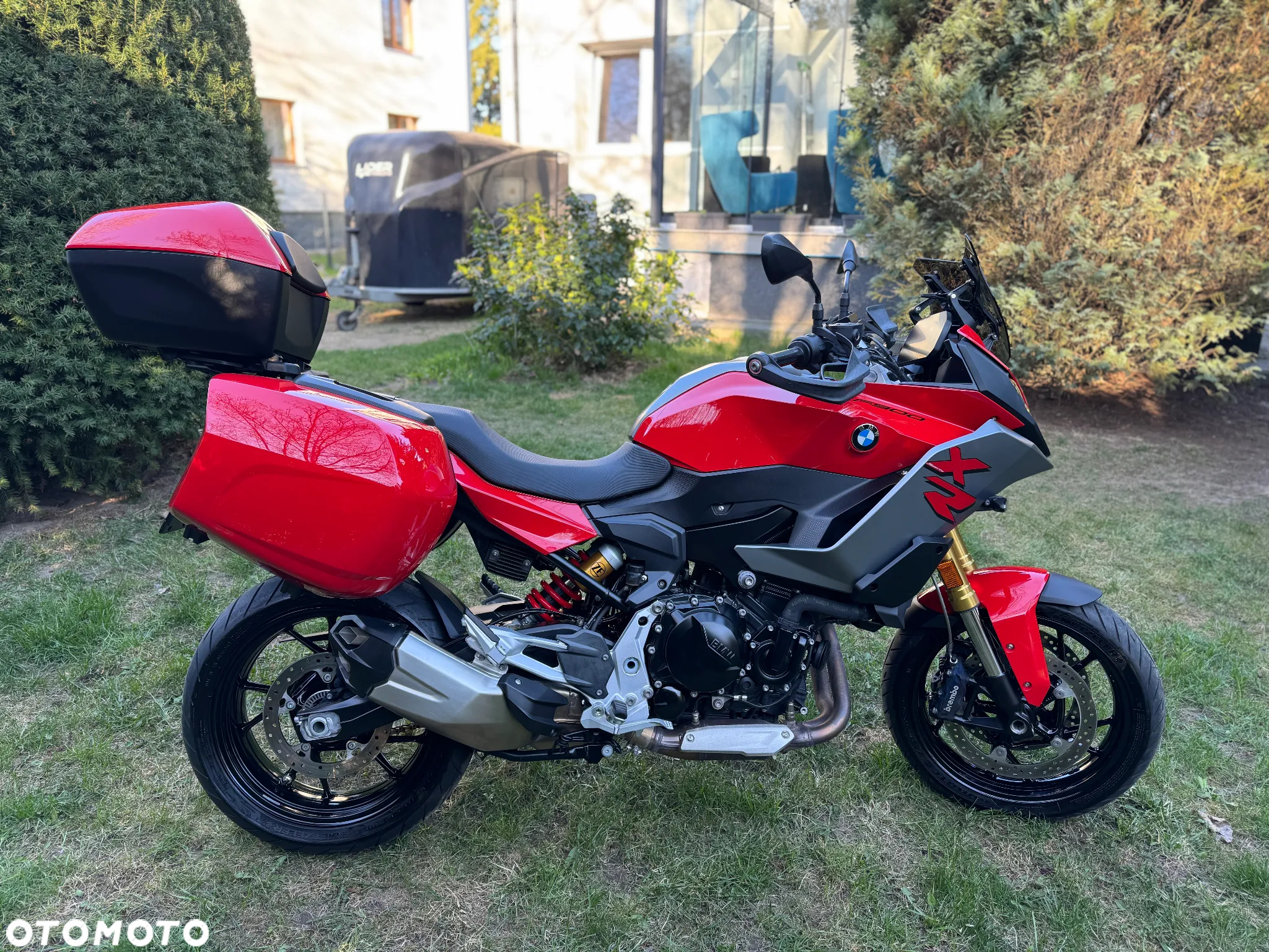 BMW XR - 18