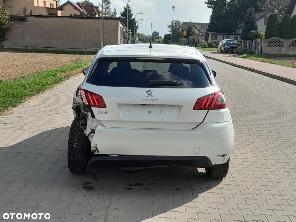Peugeot 308 - 5