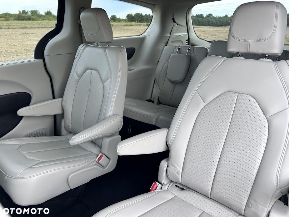 Chrysler Voyager - 31