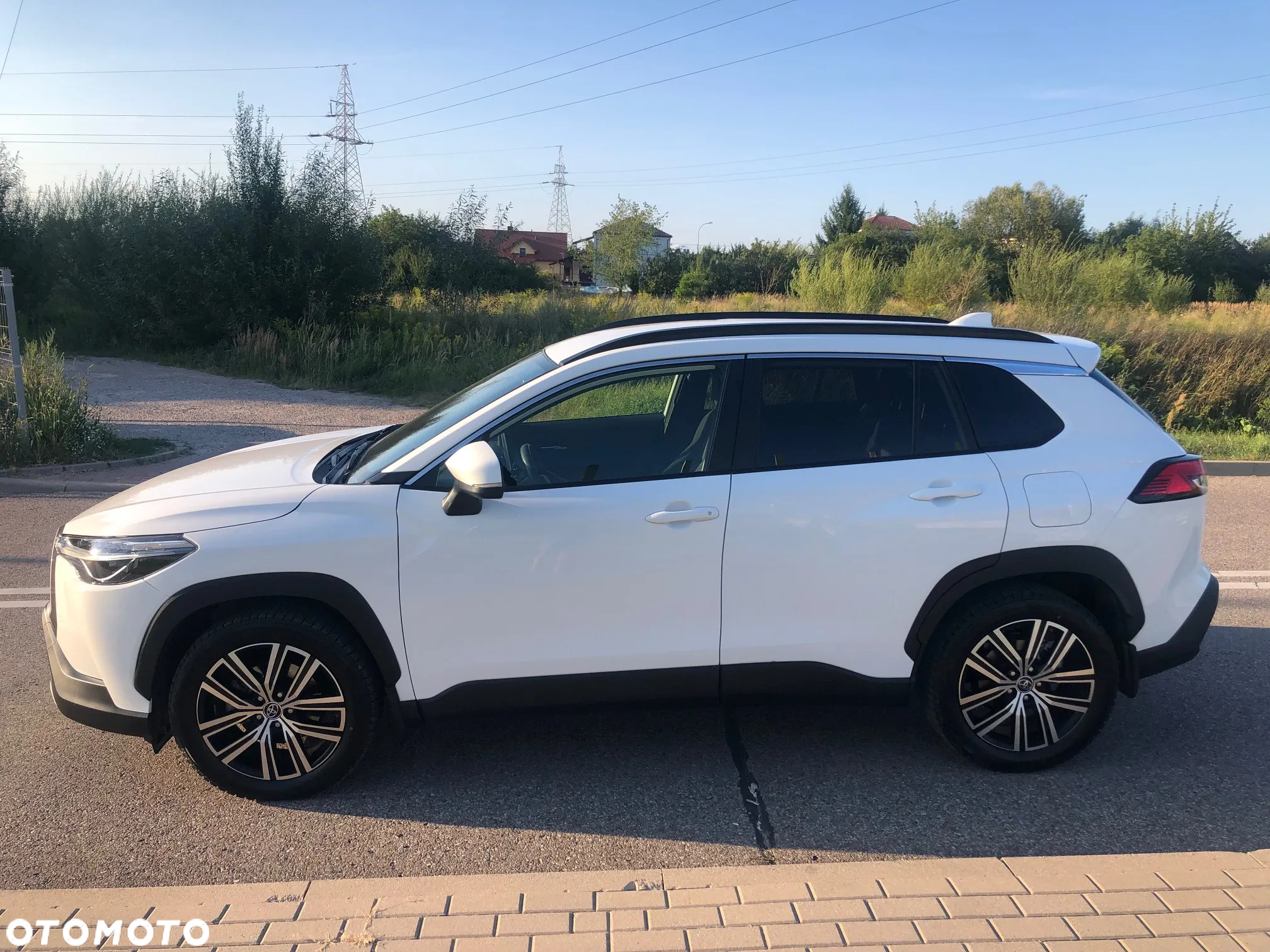 Toyota Corolla Cross 2.0 Hybrid Executive - 2