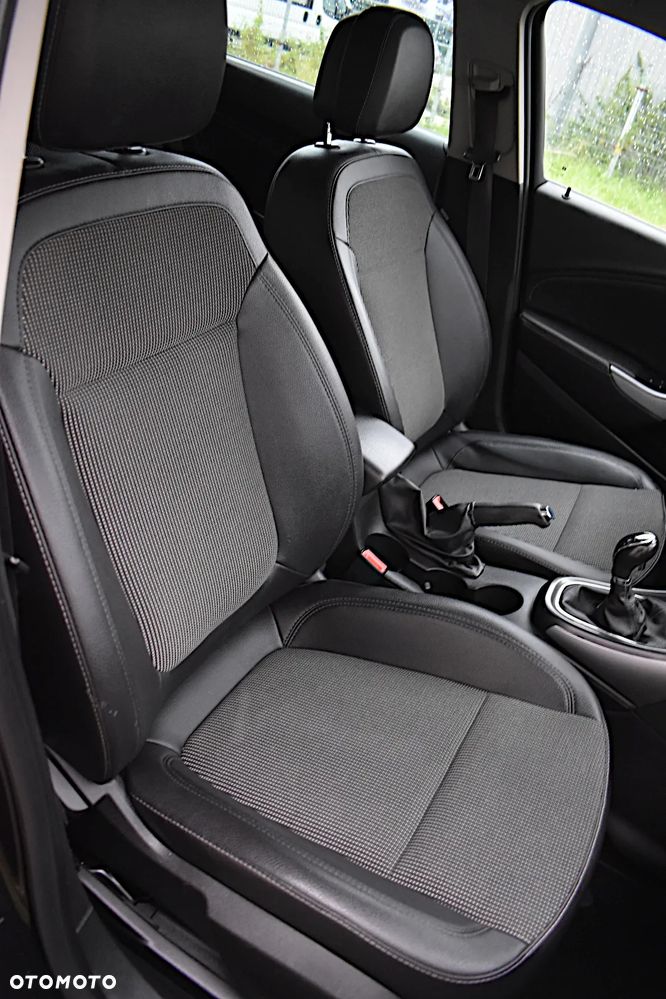 Opel Astra 1.7 CDTI Enjoy - 28