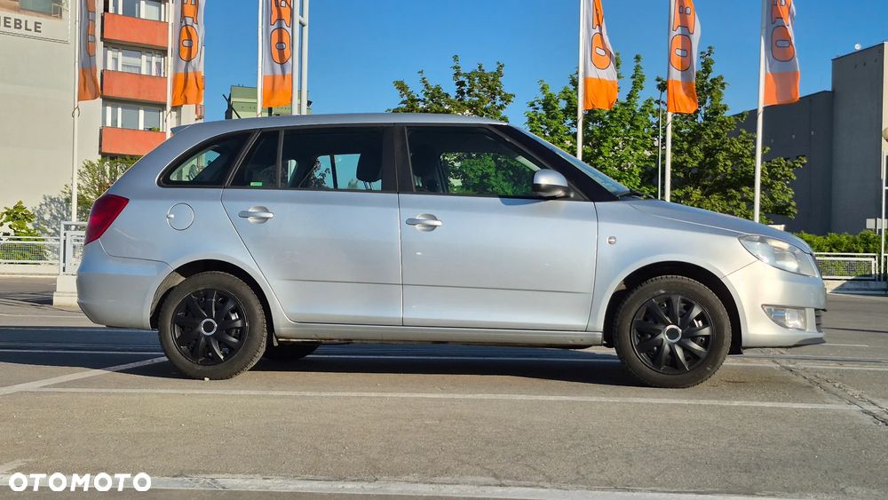 Skoda Fabia - 4