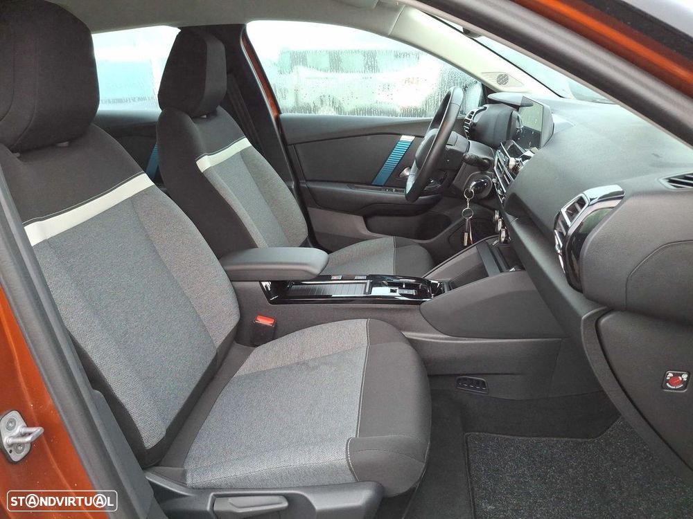 Citroën e-C4 50 kWh Feel - 8