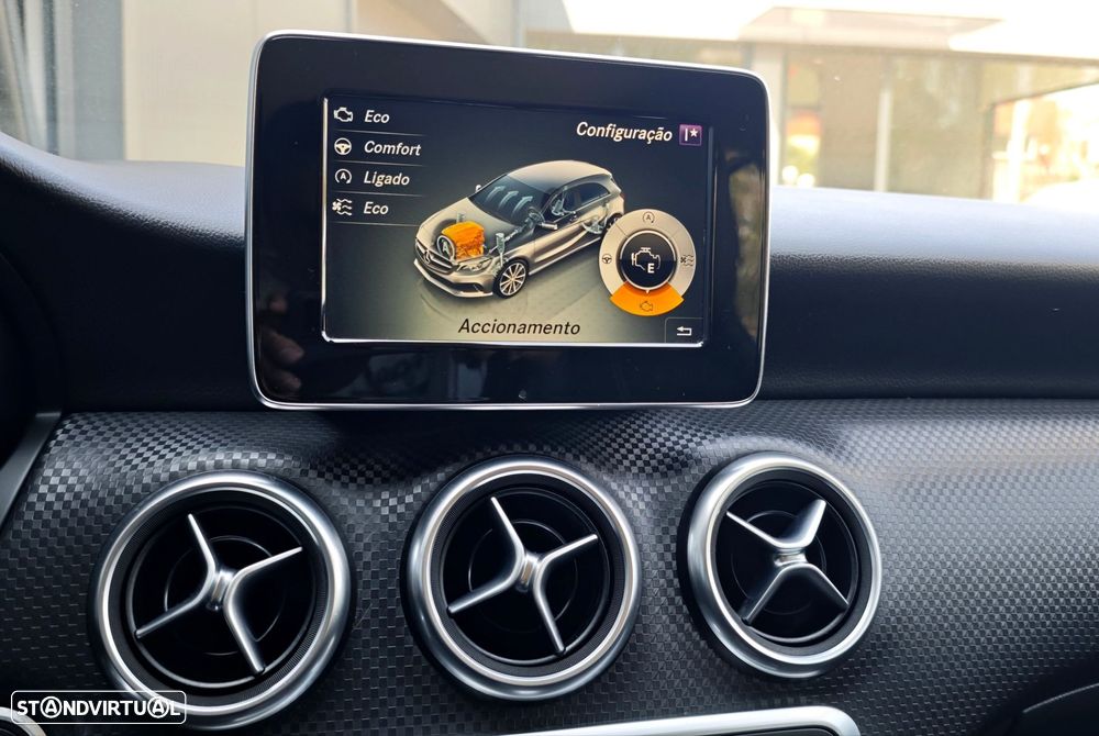 Mercedes-Benz A 180 d Urban - 23