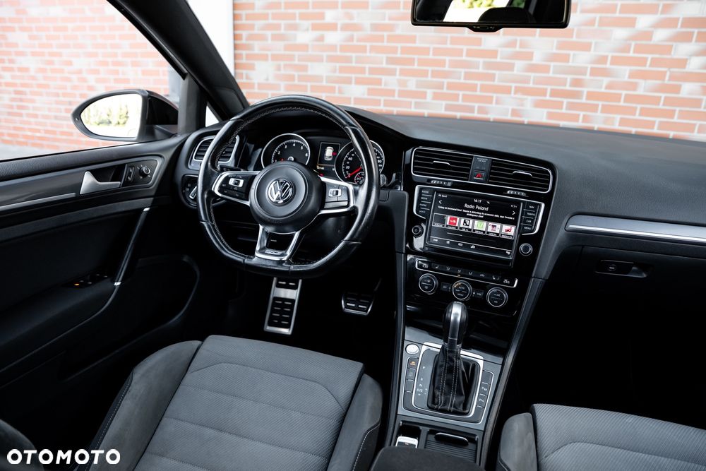 Volkswagen Golf 1.4 TSI BlueMotion Technology DSG Lounge - 28