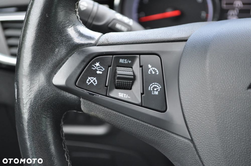 Opel Astra 1.4 Turbo Dynamic - 24