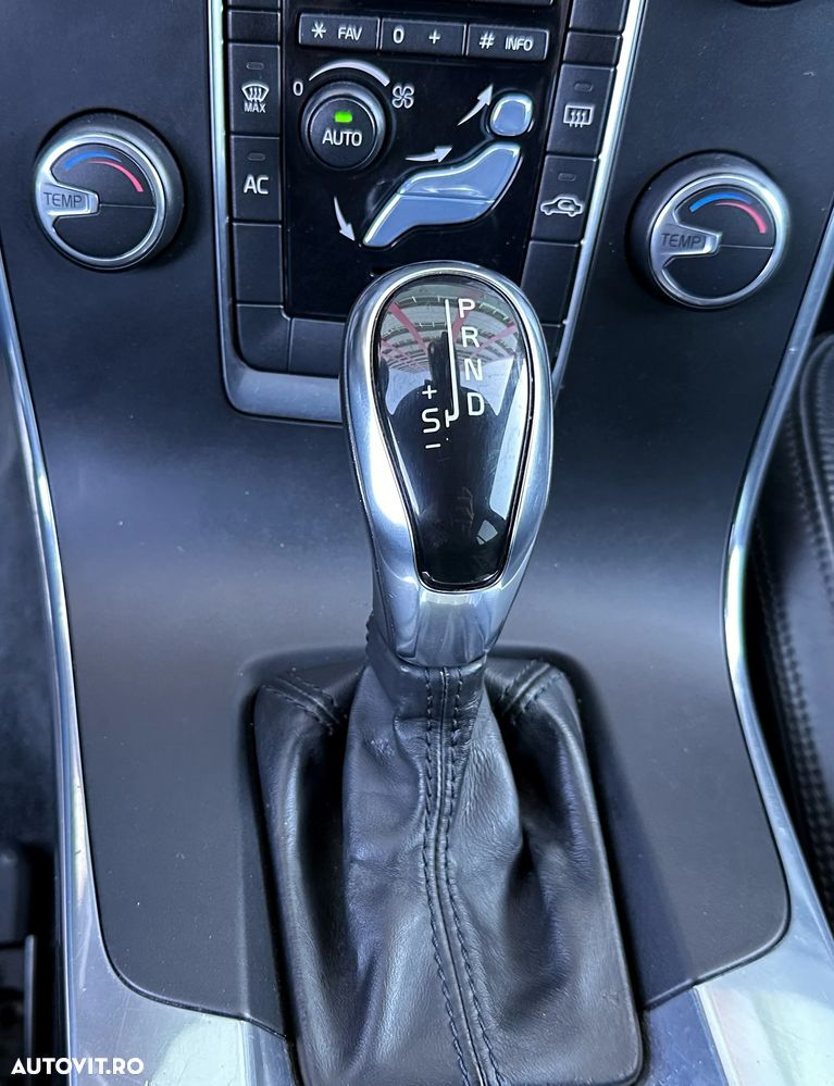 Volvo V60 - 12