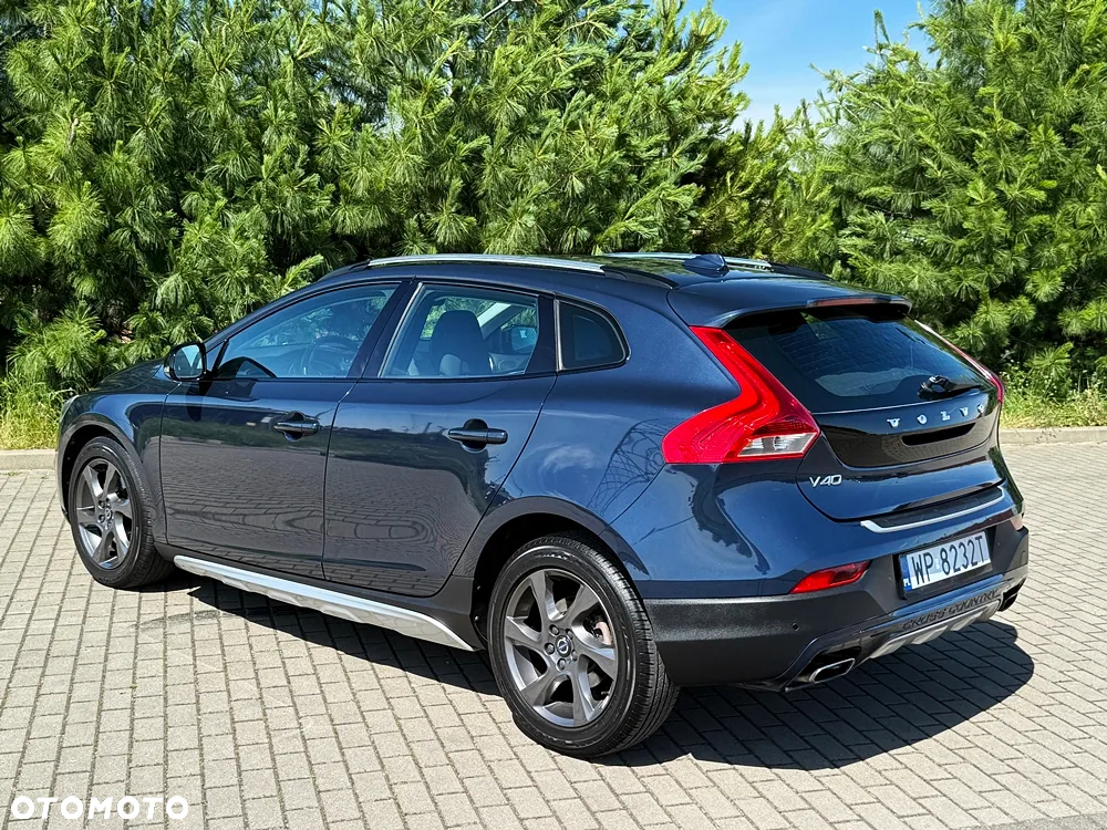 Volvo V40 D2 Momentum - 14