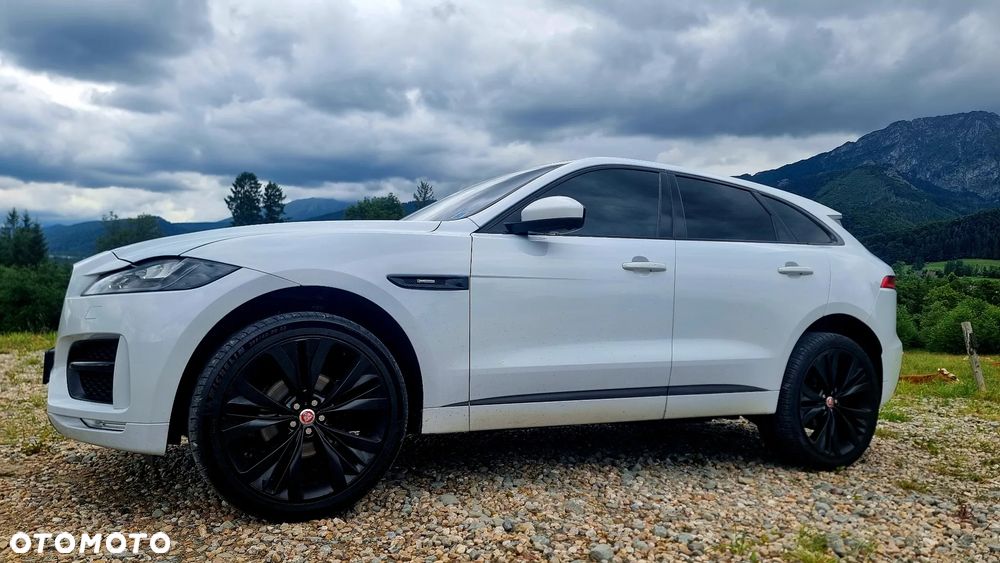 Jaguar F-Pace 25t AWD R-Sport - 3