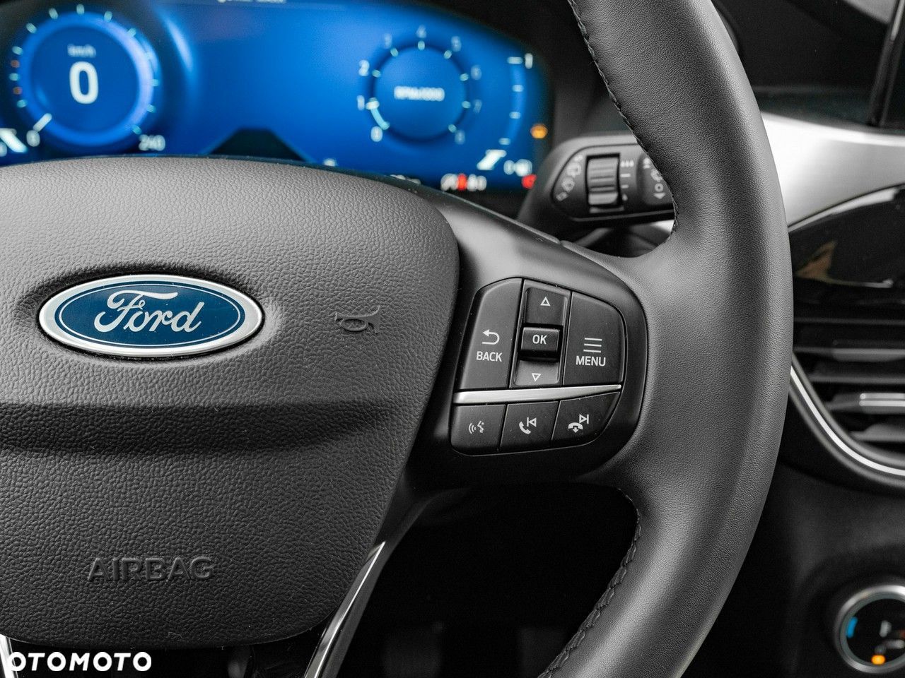 Ford Kuga 1.5 EcoBoost FWD Titanium - 18
