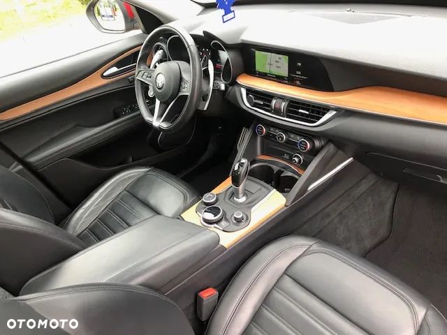 Alfa Romeo Stelvio 2.0 Turbo First Edition Q4 - 15