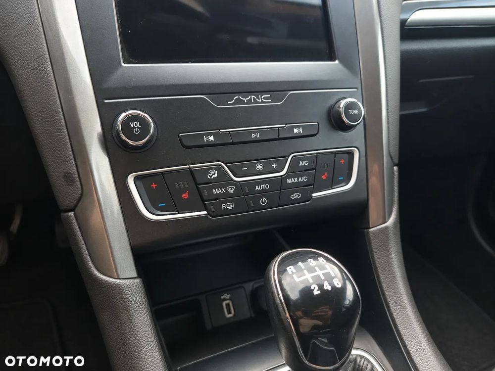 Ford Mondeo - 15
