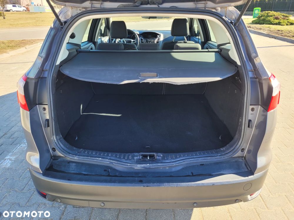 Ford Focus - 10