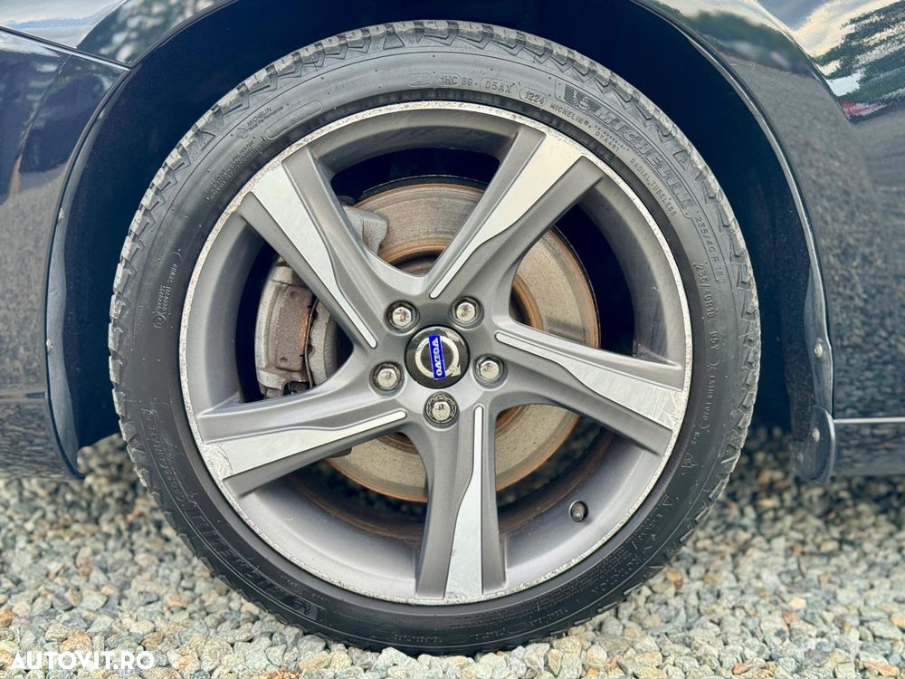 Volvo V60 D6 Twin Engine Geartronic RDesign - 23