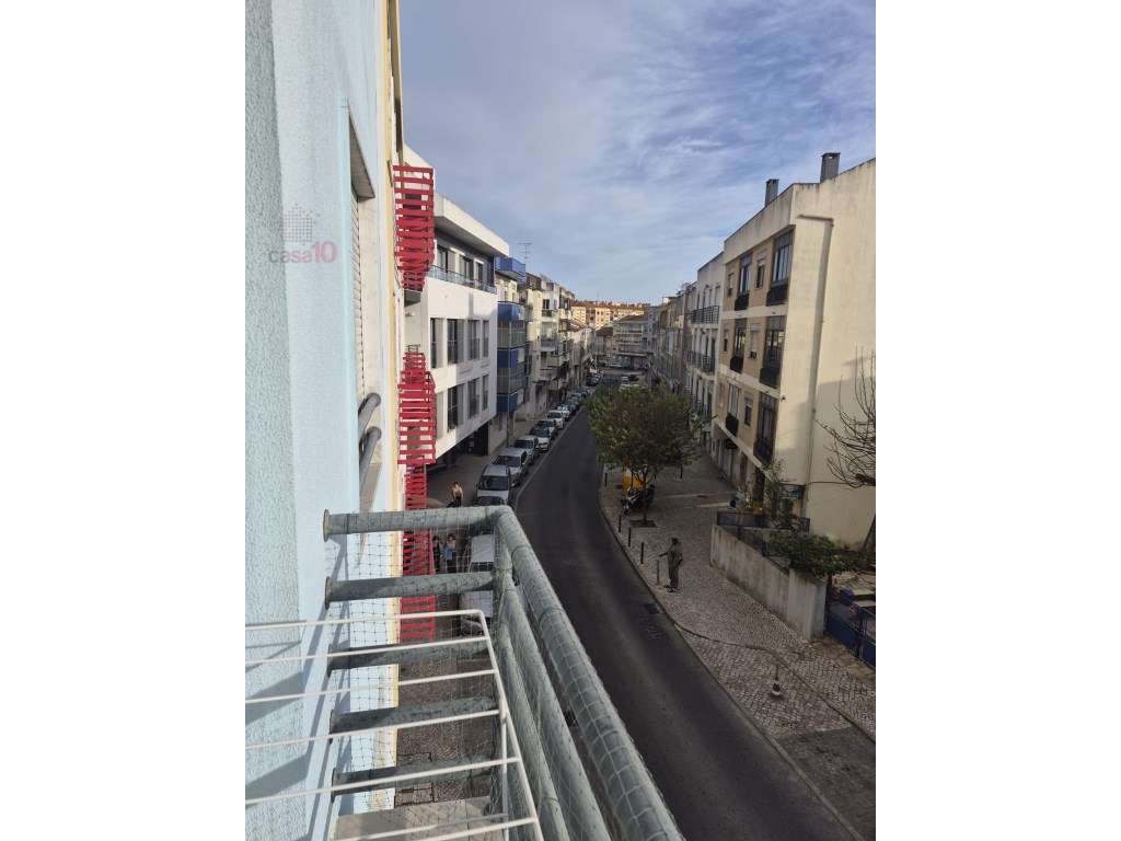 Excelente apartamento T2 para venda em Mem Martins - Grande imagem: 5/15