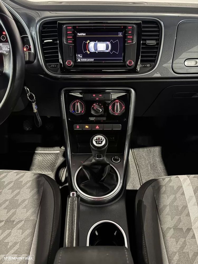 VW New Beetle 2.0 TDI Design - 15