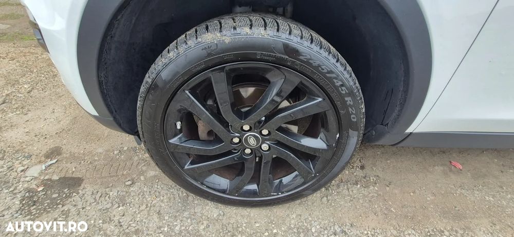 Land Rover Discovery Sport - 22