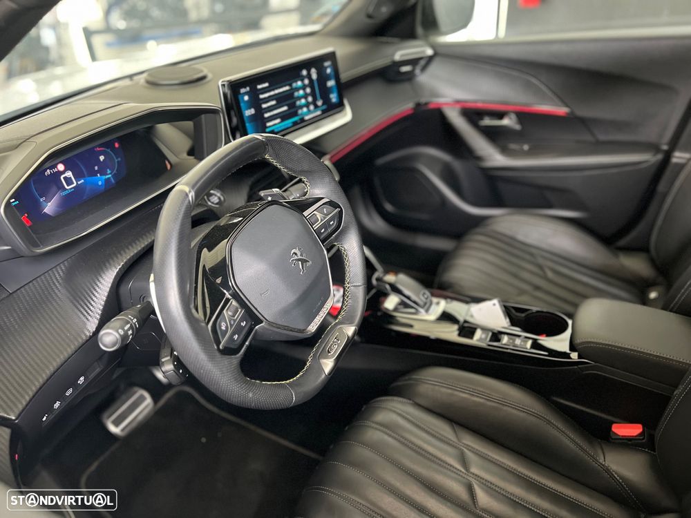 Peugeot 2008 1.2 PureTech GT Pack EAT8 - 14