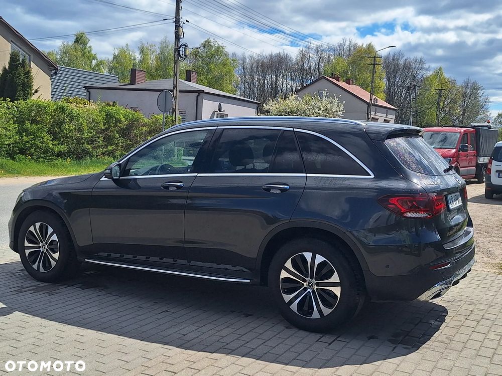 Mercedes-Benz GLC 200 - 6