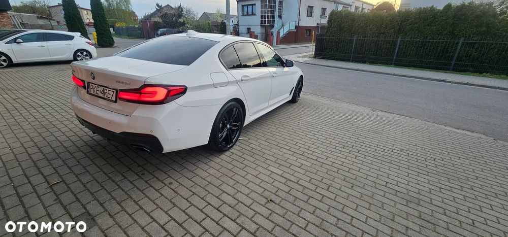 BMW Seria 5 520d xDrive Sport Line sport - 5