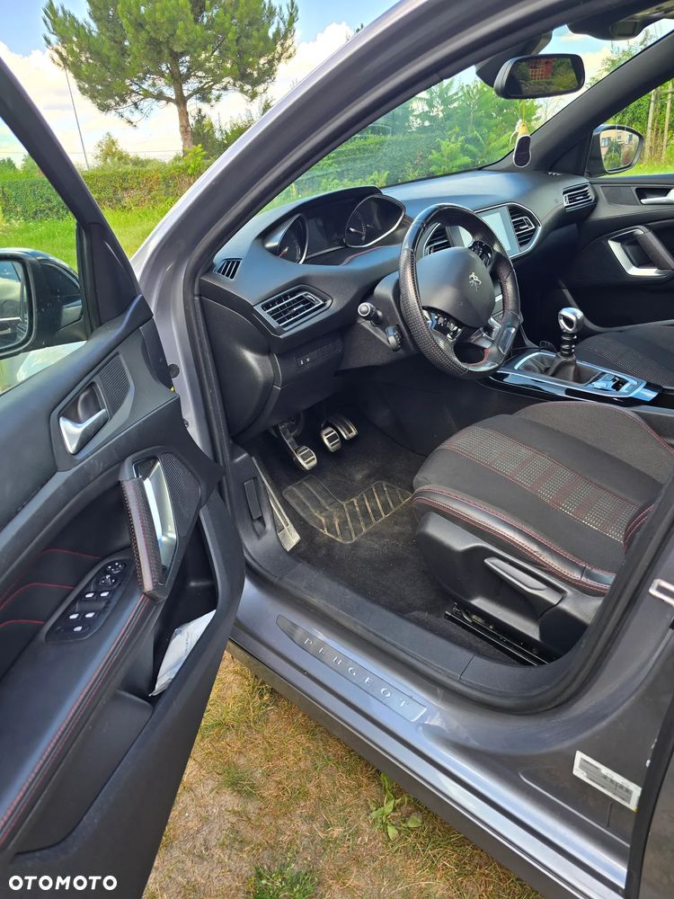 Peugeot 308 1.2 PureTech Allure S&S - 7