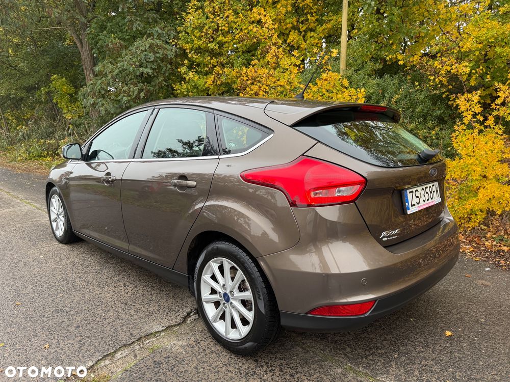 Ford Focus 1.5 EcoBoost Titanium ASS - 2