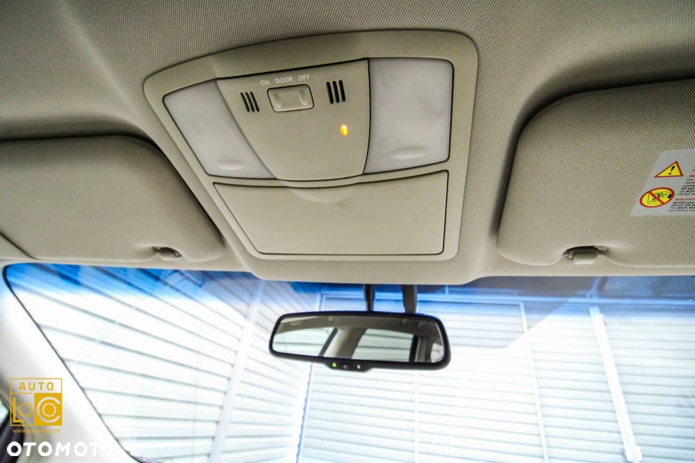 Nissan Murano 2.5 D Premium - 27