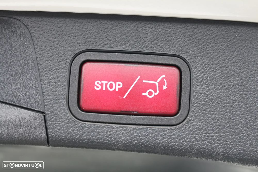 Mercedes-Benz C 300 de T 9G-TRONIC AMG Line - 37