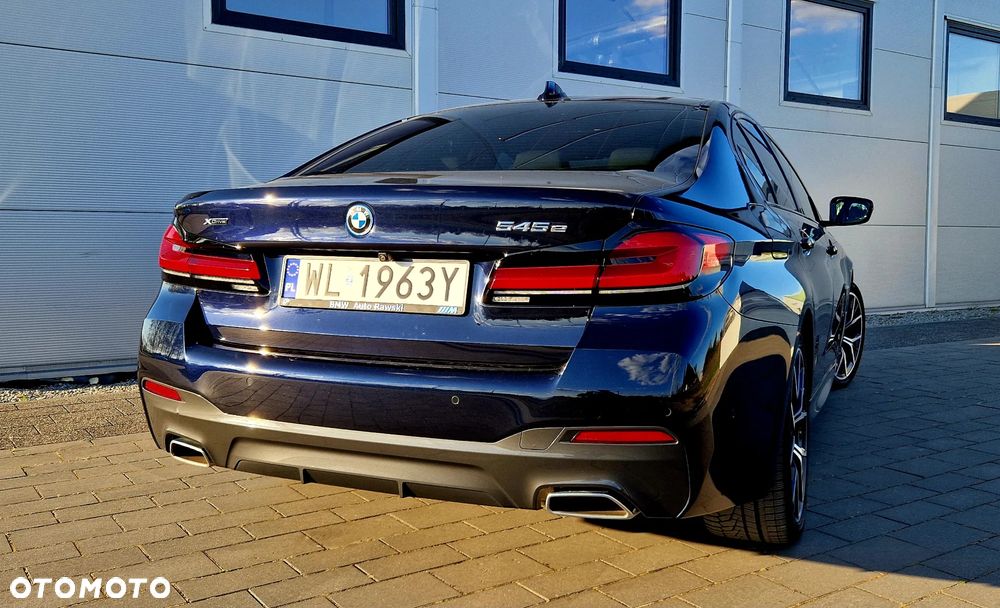 BMW Seria 5 545e xDrive M Sport sport - 4