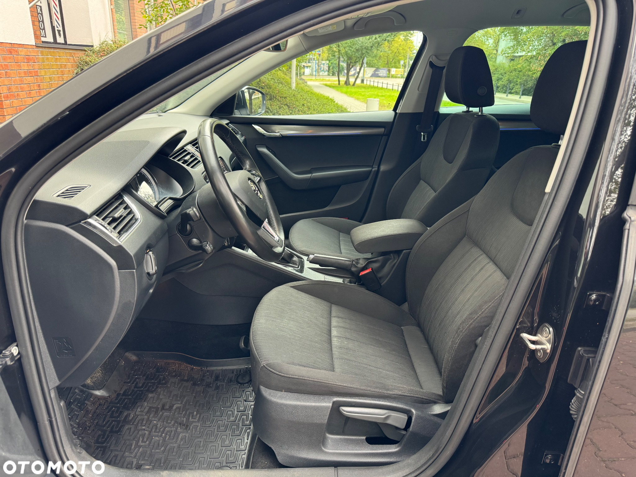 Skoda Octavia 2.0 TDI DSG 4x4 Ambition - 6