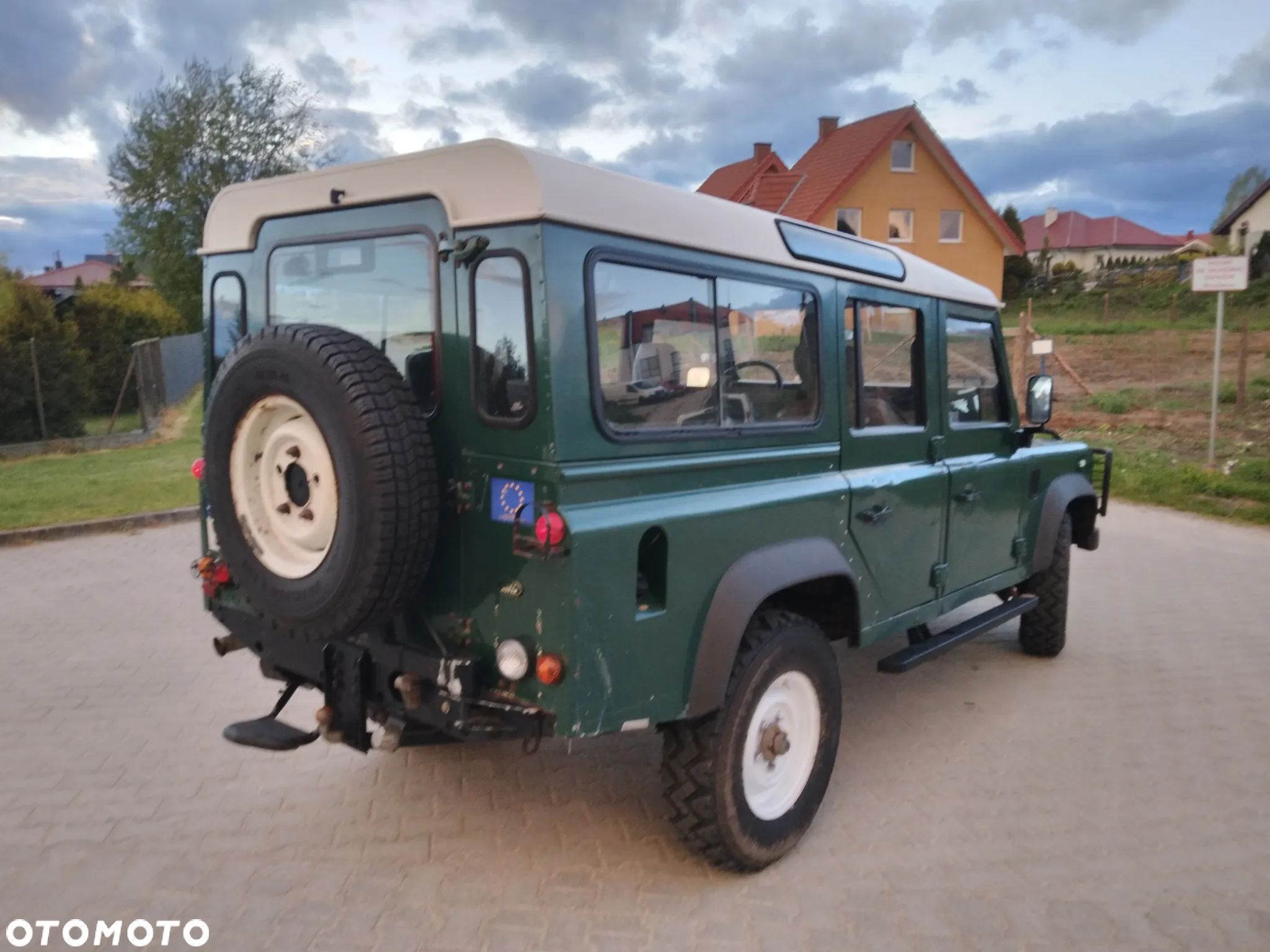Land Rover Defender 110 2.5 TDI - 6