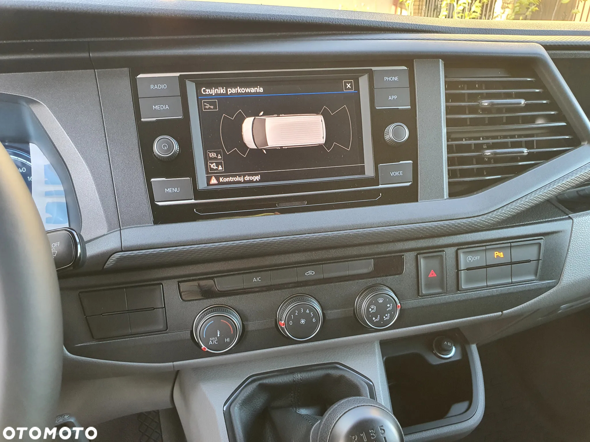 Volkswagen Transporter - 16