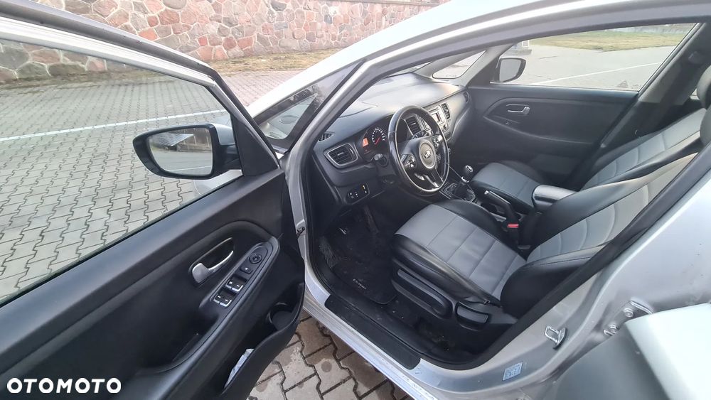 Kia Carens 1.7 CRDi L 7os - 20