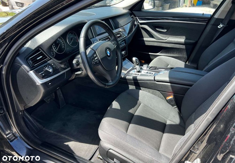 BMW Seria 5 - 10