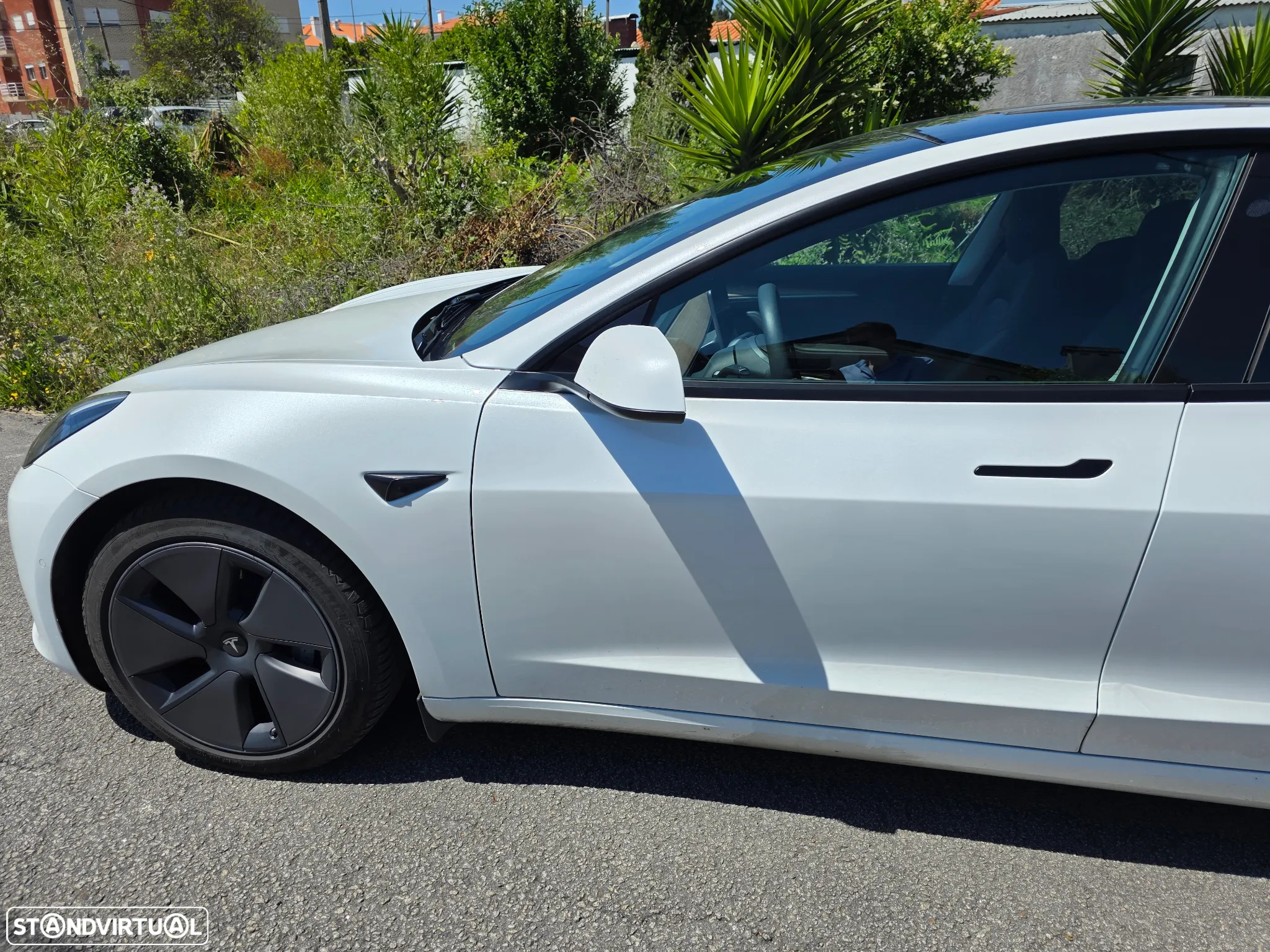 Tesla Model 3 RWD - 4