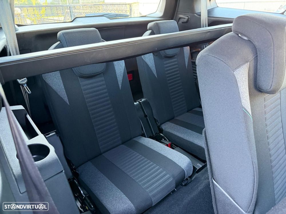 Peugeot 5008 1.5 BlueHDi Active Pack EAT8 - 14