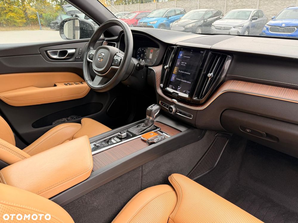Volvo XC 60 T6 AWD Geartronic Inscription - 25