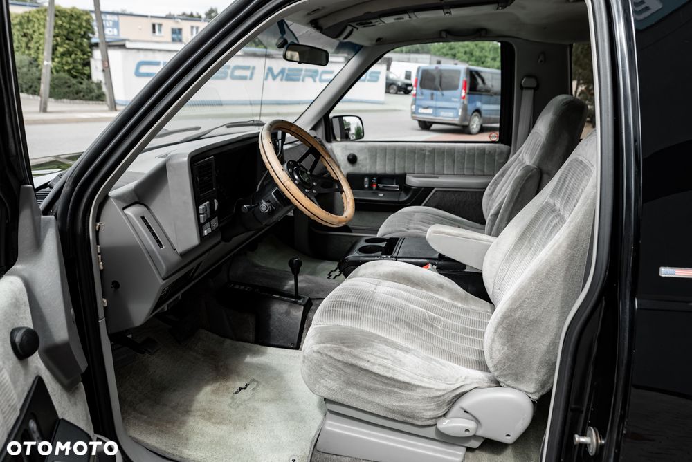 Chevrolet Blazer - 16