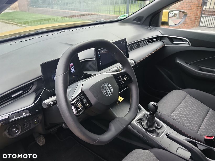 MG MG3 1.5 Excite - 17