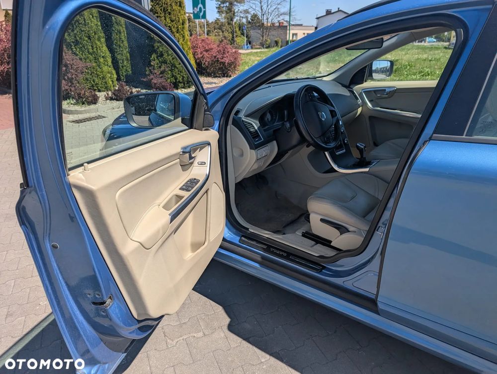 Volvo XC 60 - 6