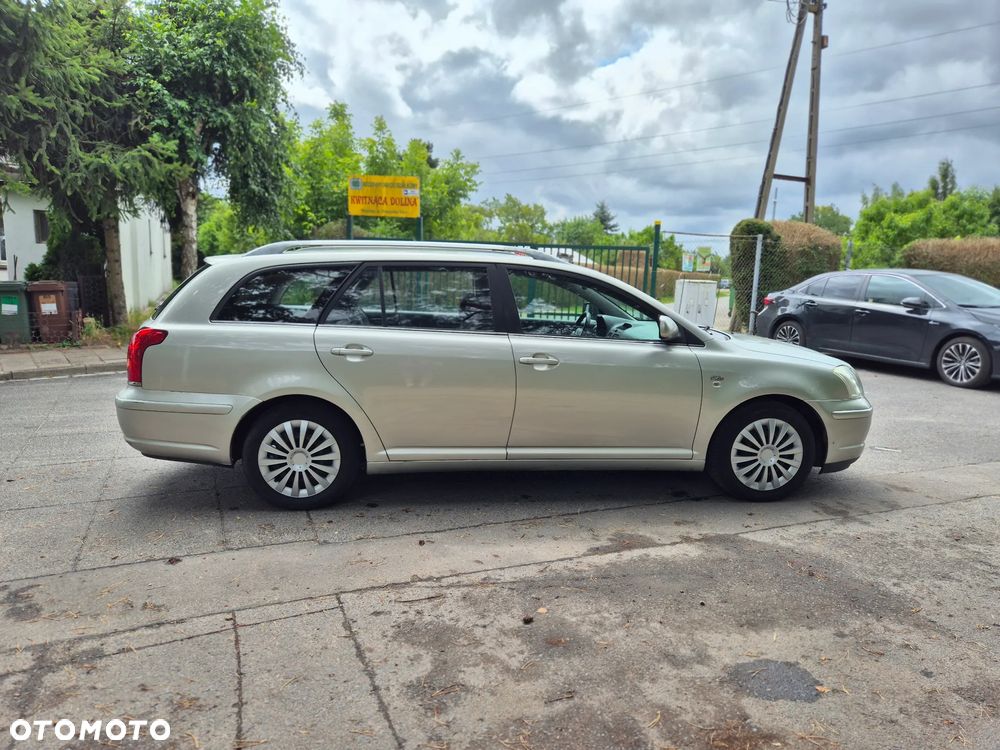 Toyota Avensis 2.0 D-4D Prestige - 6