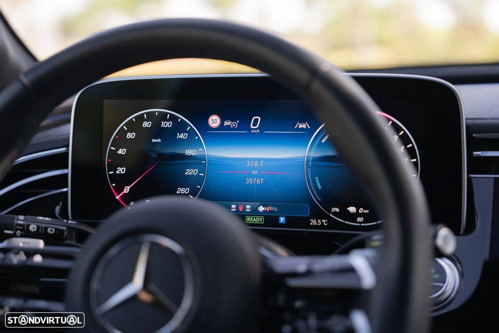 Mercedes-Benz E 300 e Station - 23