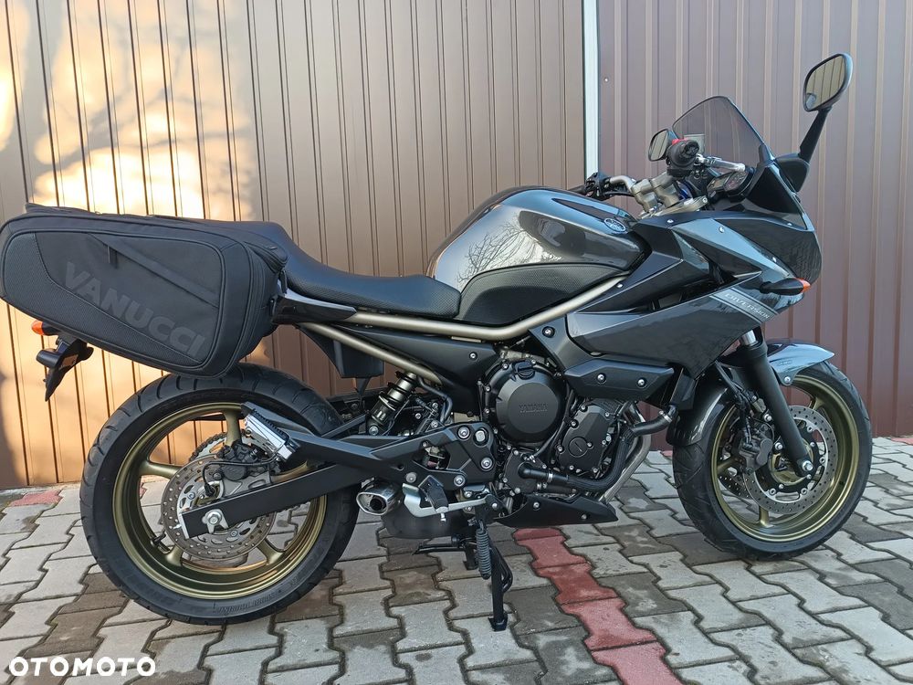 Yamaha XJ - 7
